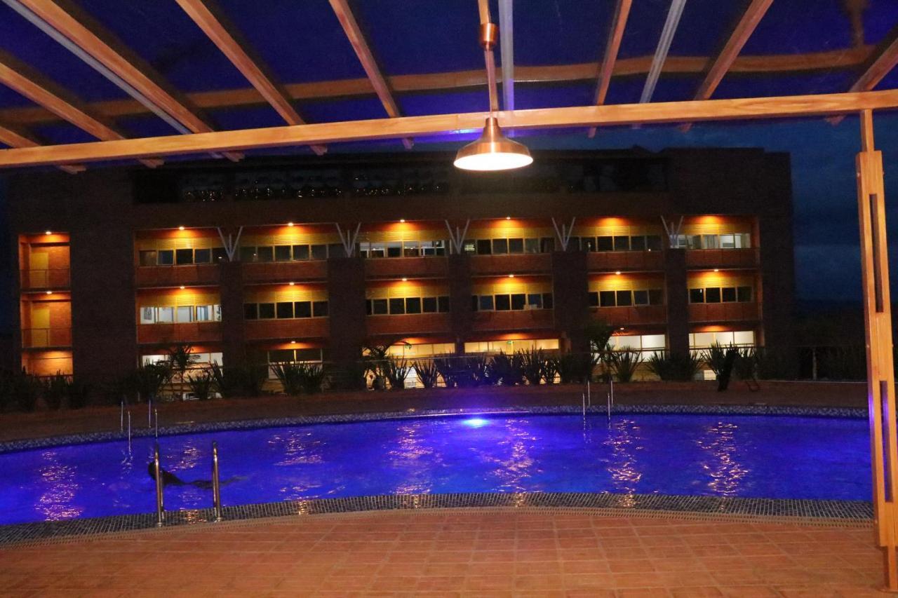 Sainte Famille Hotel キガリ エクステリア 写真